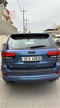 جیپ گراند شیرۆکی